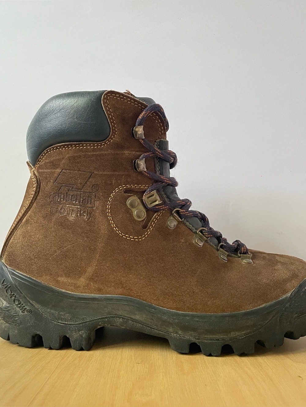 Vintage Zamberlan Trekking Hiking Boot | US 8